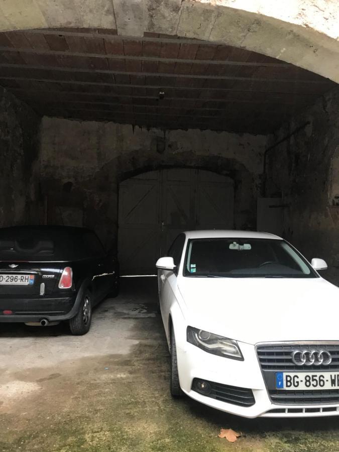 Appartement Avec Garage Centre Historique De Béziers Buitenkant foto